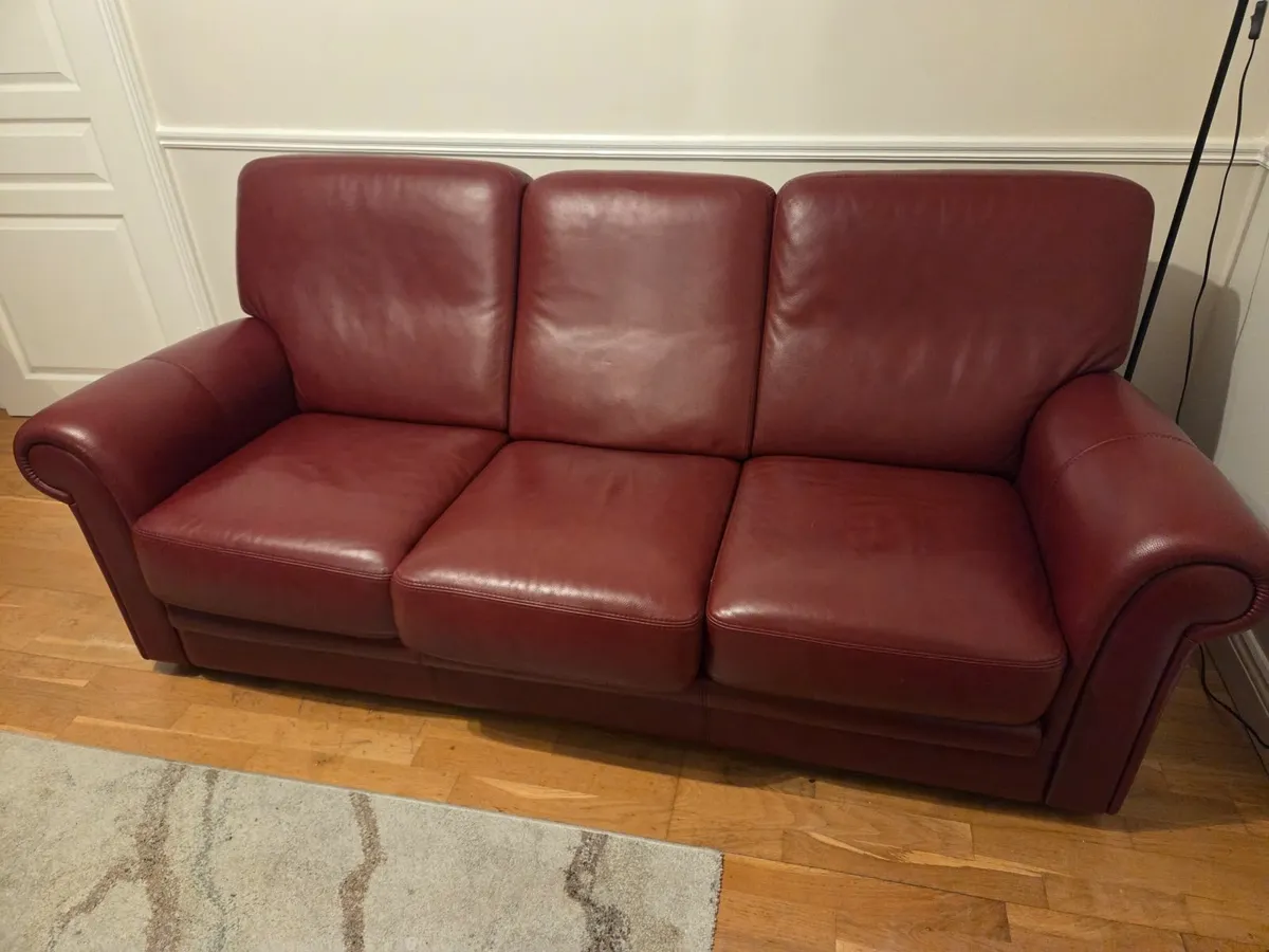 Dark red / burgundy high quality leather 3 seater - Image 1