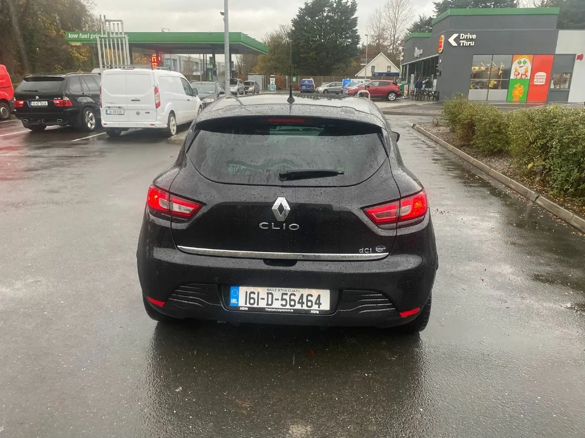Renault Clio 2016 - Image 2