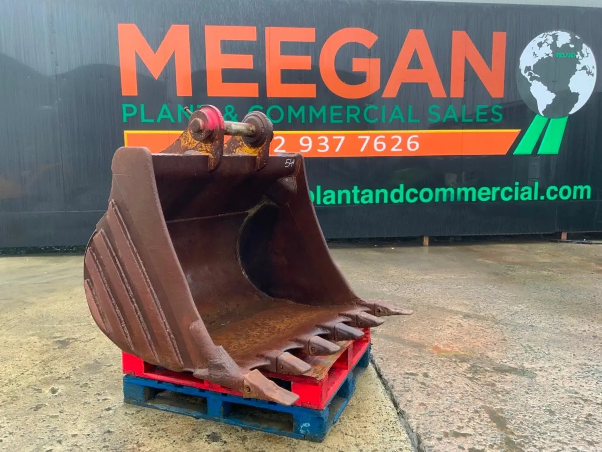 54" DIGGING BUCKET.....80mm PINS.........357F - Image 1