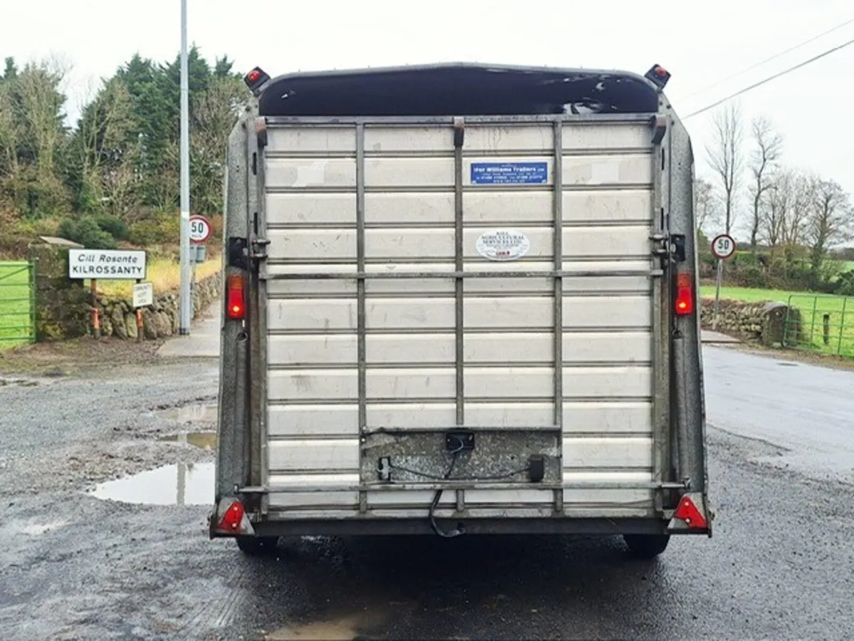 2003 Ifor Williams 12' x 5'10" Cattle Box - Image 3