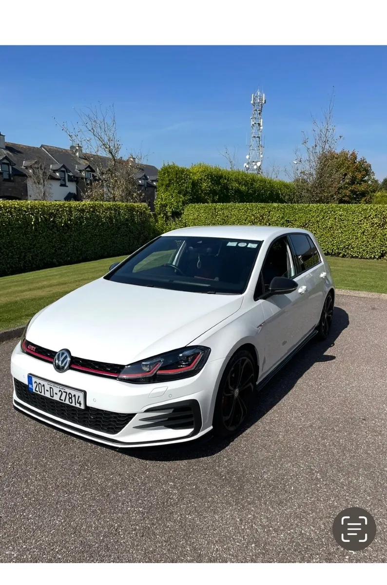 Volkswagen Golf GTI TCR. DSG. low mileage. - Image 3