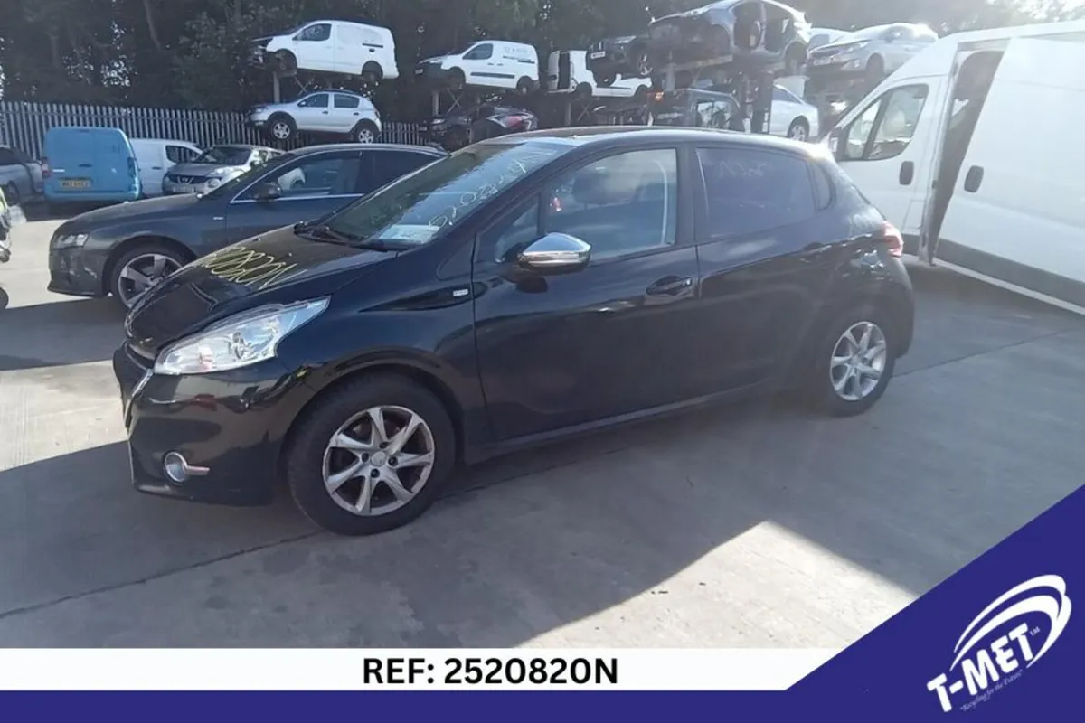 2015 PEUGEOT 208 BREAKING FOR PARTS - Image 3