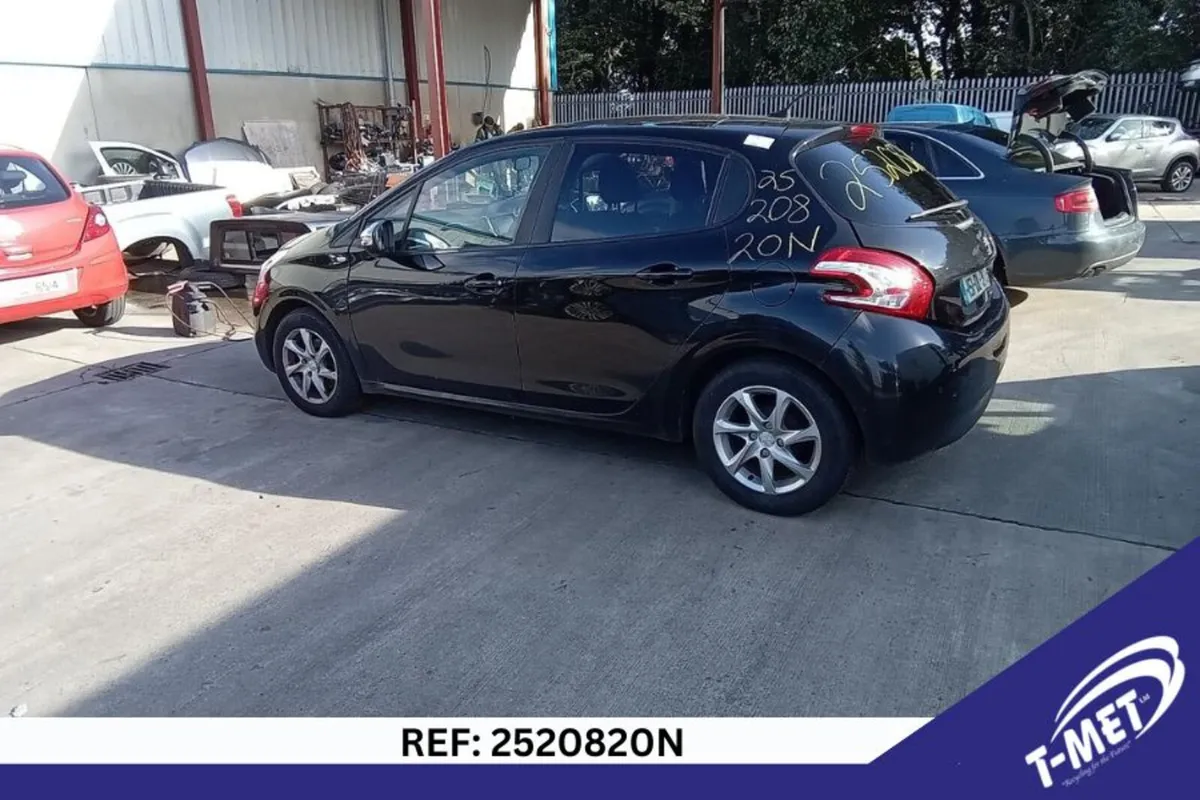 2015 PEUGEOT 208 BREAKING FOR PARTS - Image 4