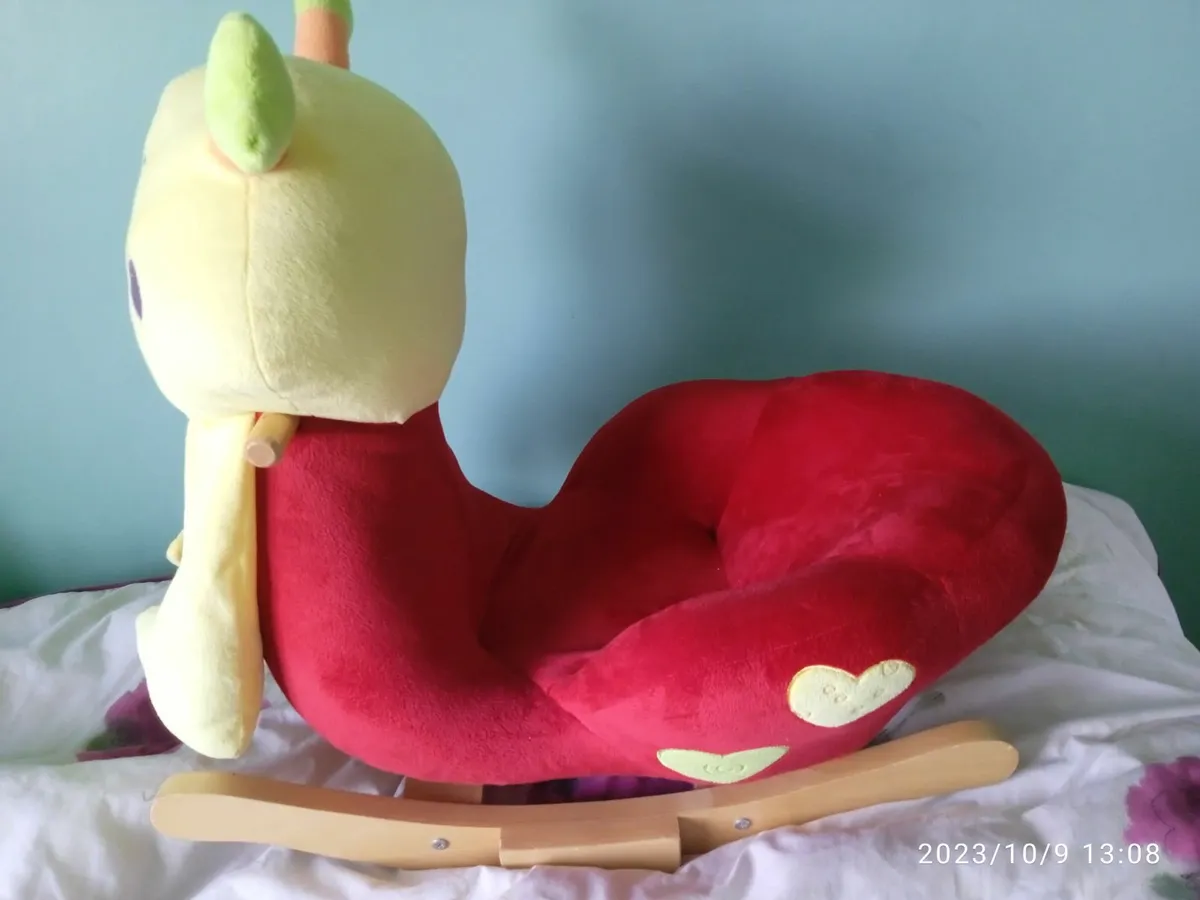 Baby Rocker NEW - Image 2