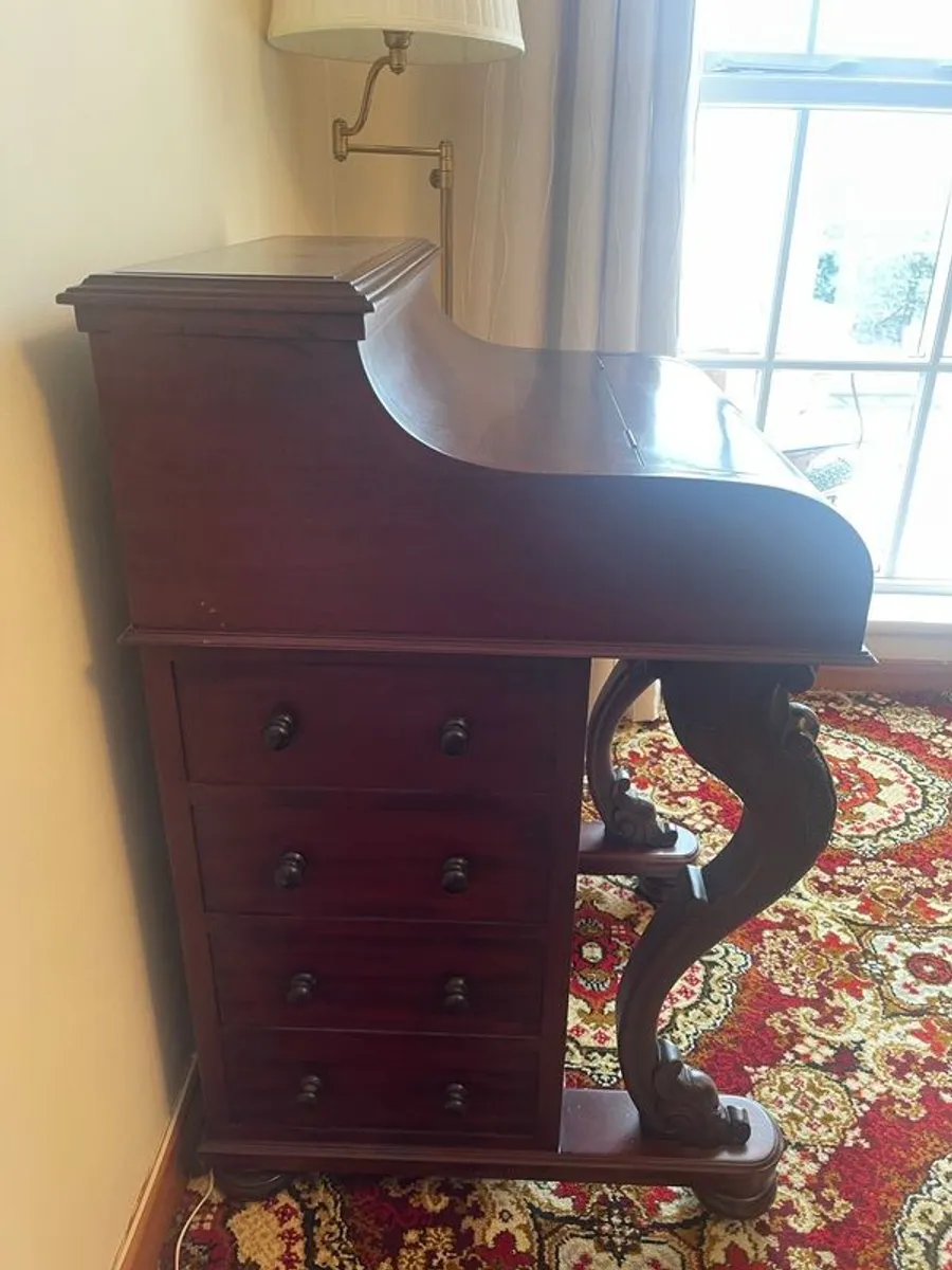 Davenport/Captains Artist DESK with Pop up Hidden Compartments with Art Easel - Image 3