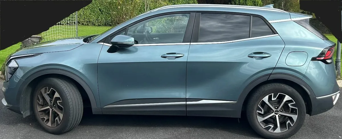 Kia Sportage Upgraded spec Newly service Diesel - Image 3