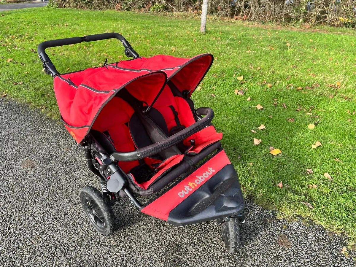 Out  n  About double buggy - Image 1