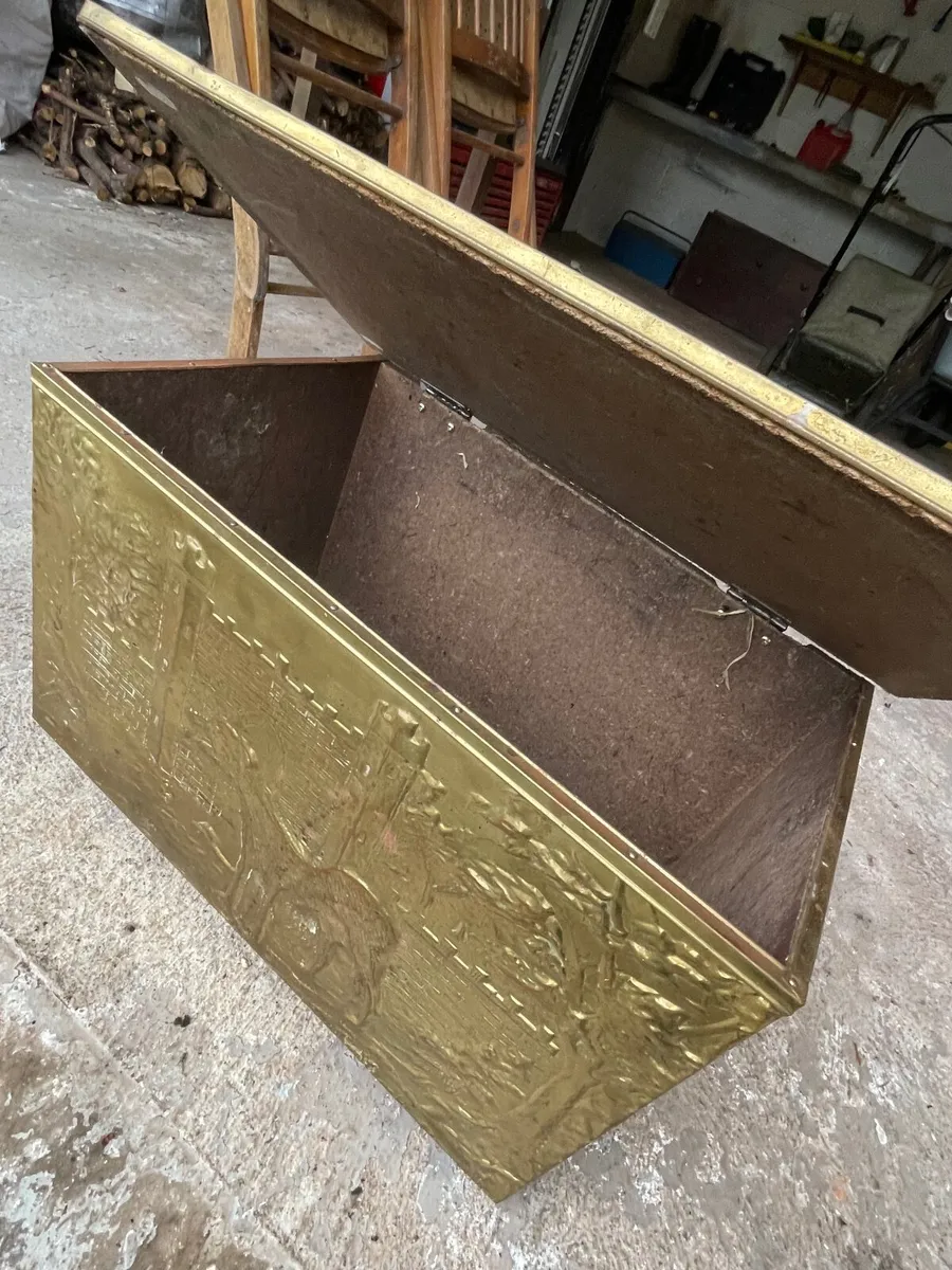 Antique Box - Image 3