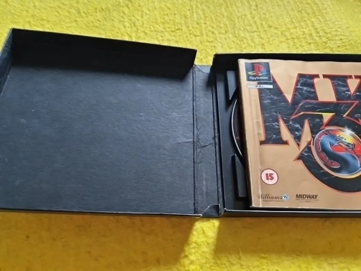 Mortal Kombat 3 PlayStation1 Ps1 PlayStation2 Ps2 games Original - Image 3