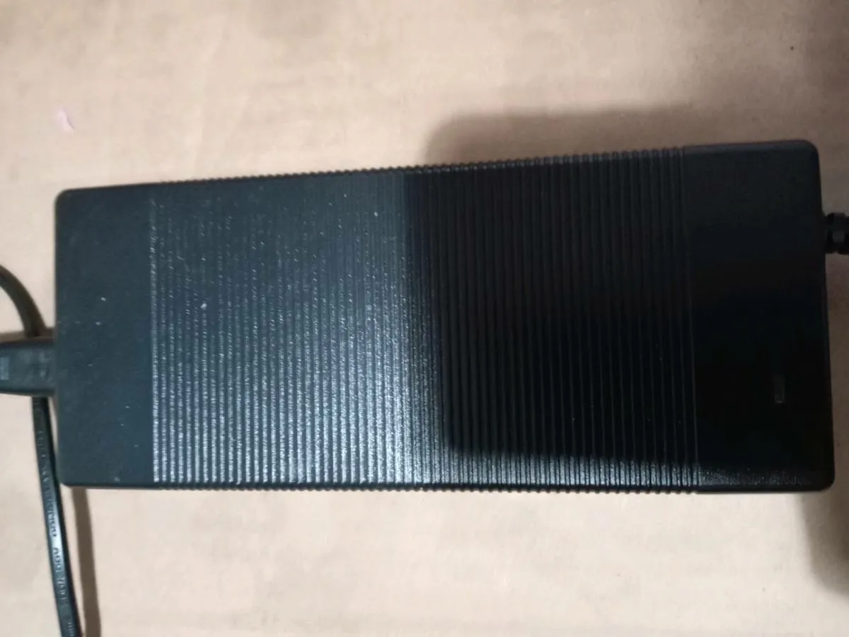 Chargers Vsett 10/Various New Model €50 Delivered - Image 2