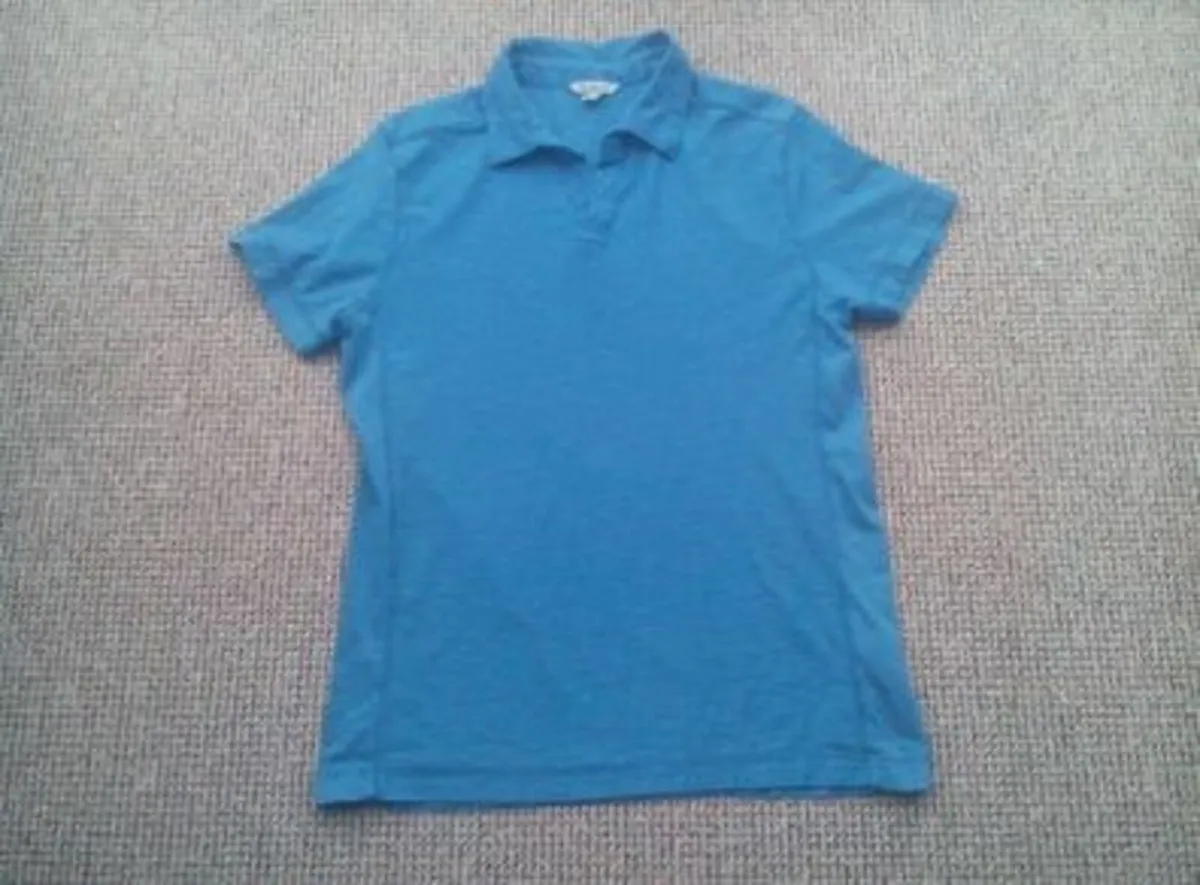 Calvin Klein Brand.  Men's Polo T-Shirt.