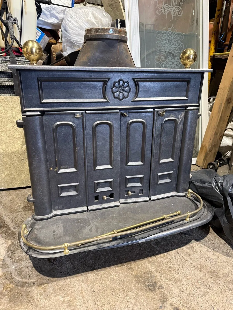 Used Gas Stove. - Image 1