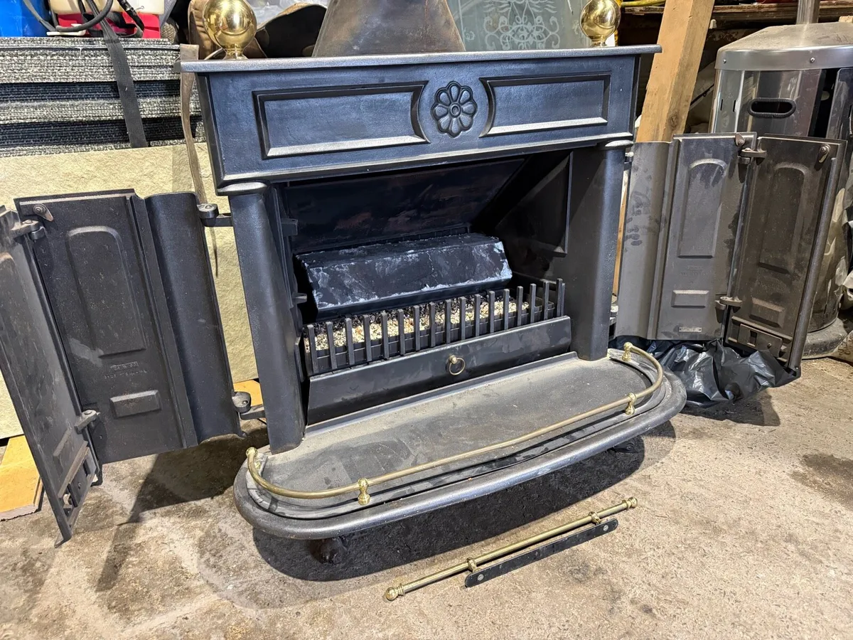 Used Gas Stove. - Image 2