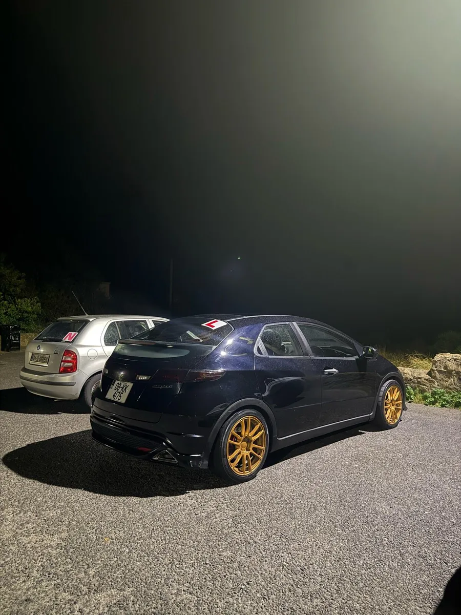 Honda Civic FK1 2008 type S - Image 4