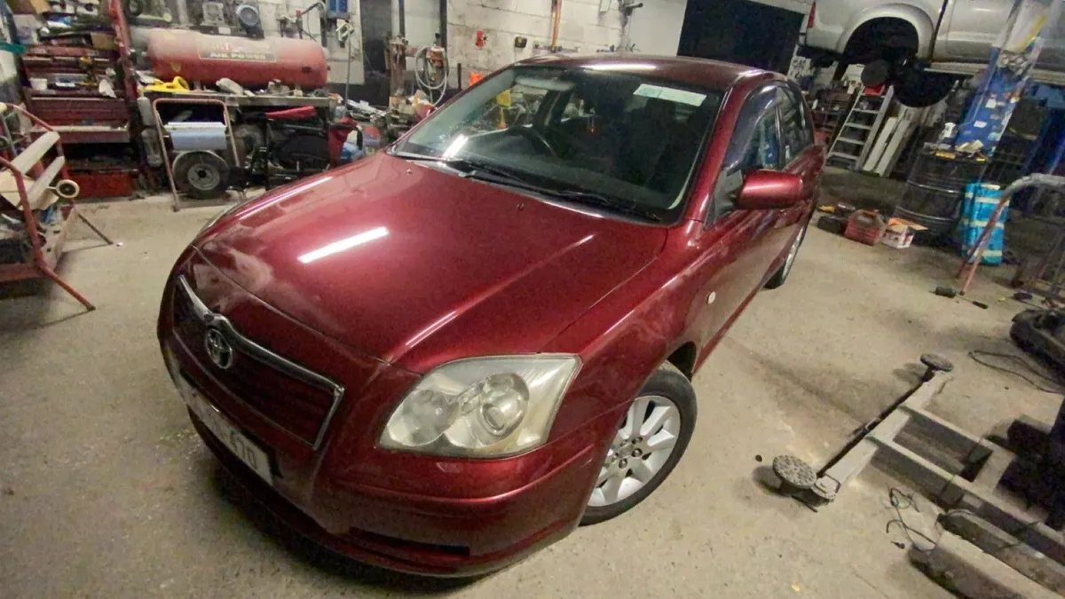Toyota avensis - Image 4