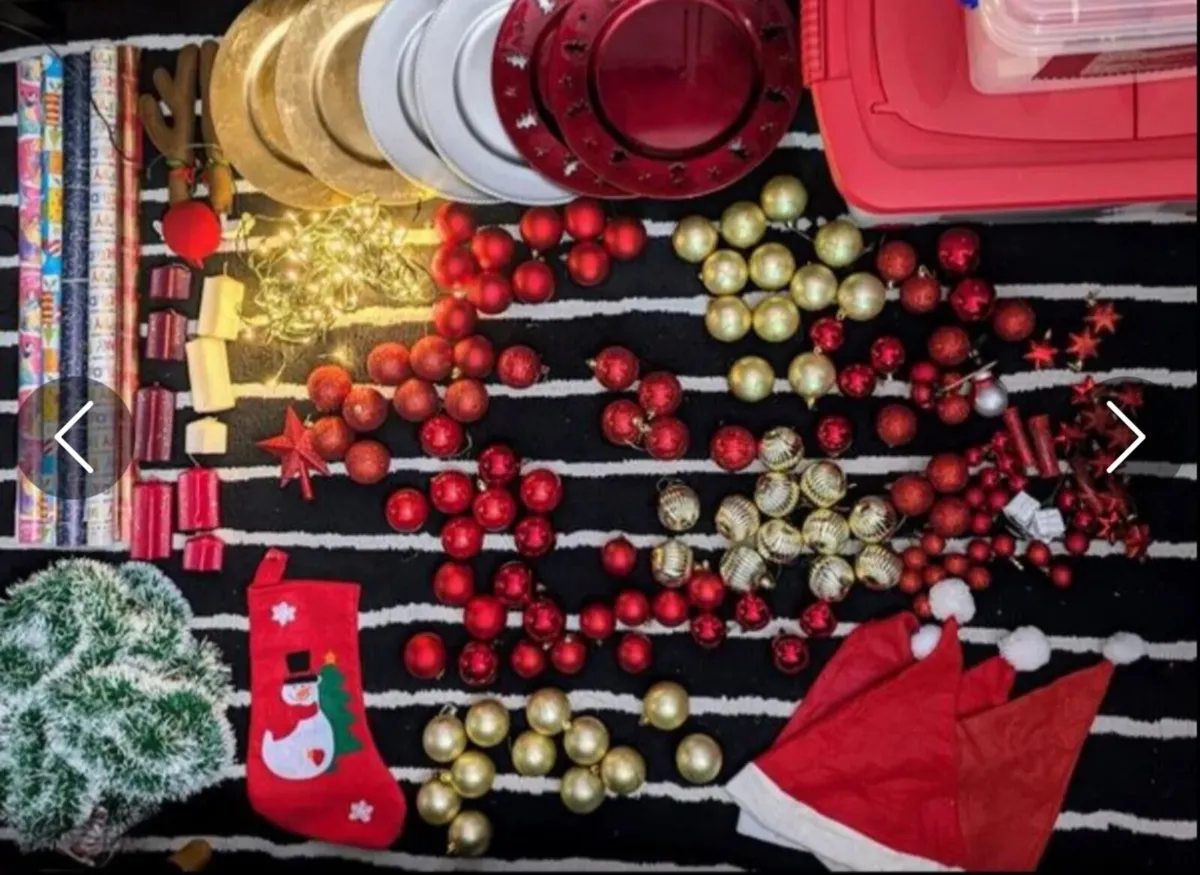 Christmas Decorations - Image 1