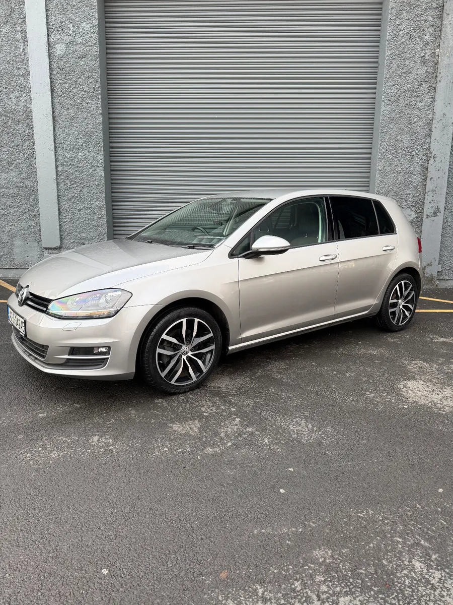 Volkswagen Golf 1.2 DSG TRENDLINE - Image 4