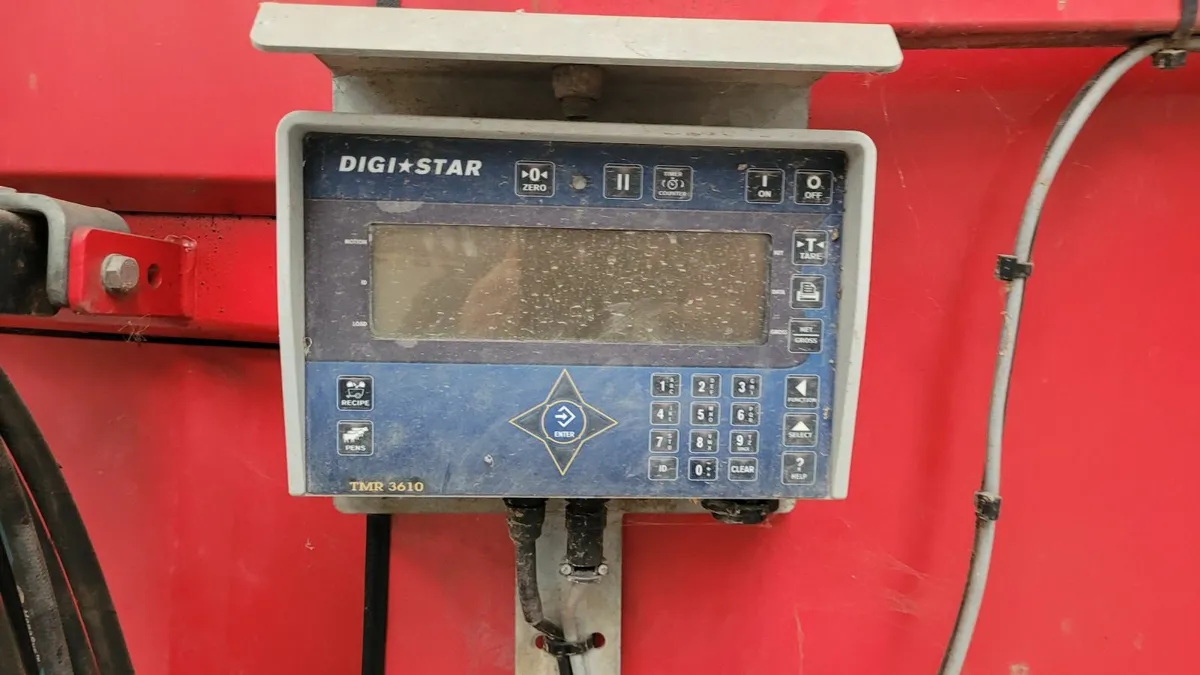 HiSpec Mixmax Paddle Feeder 24m - Image 3