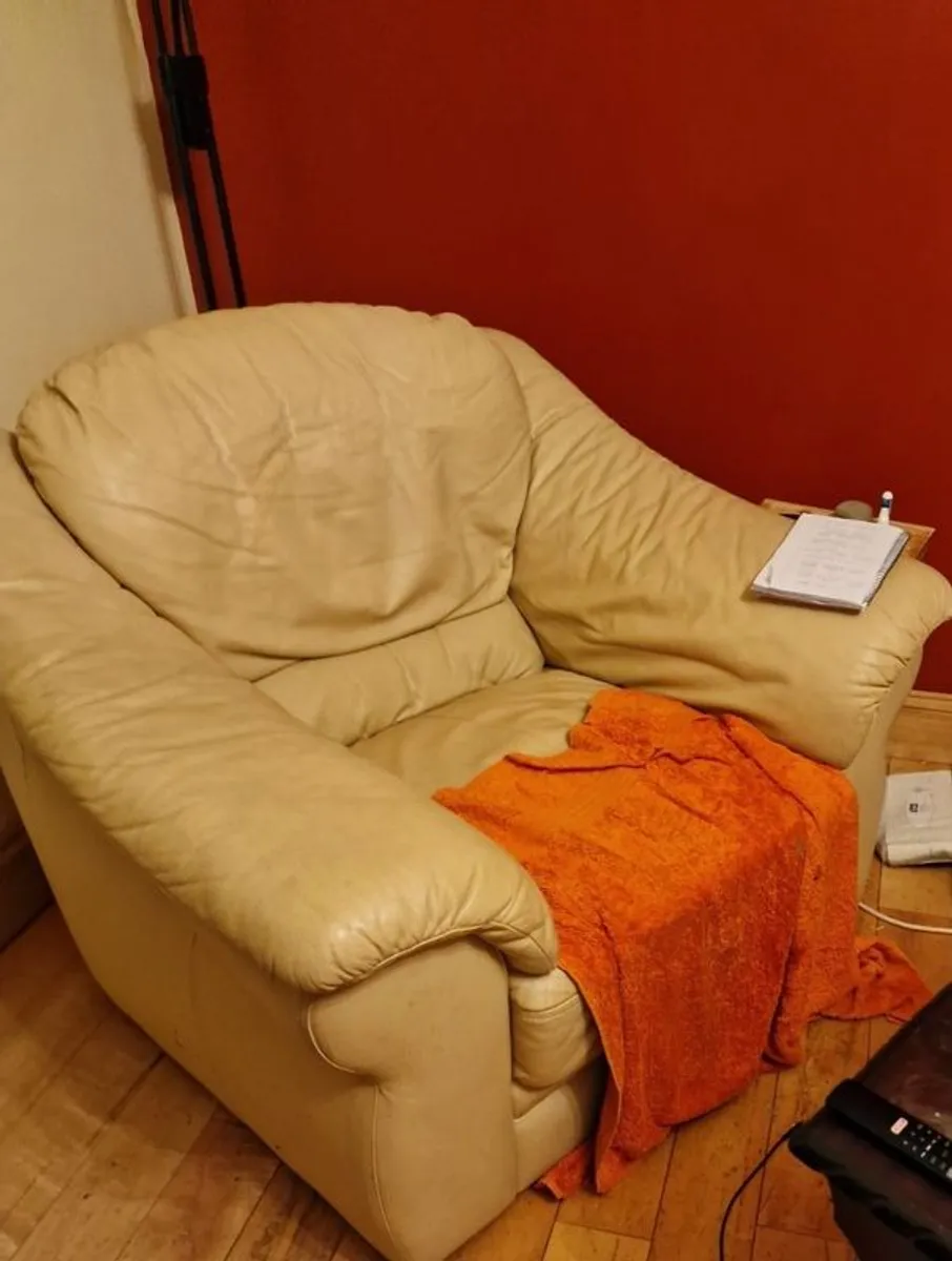 Free Couch To Takeaway - Image 2