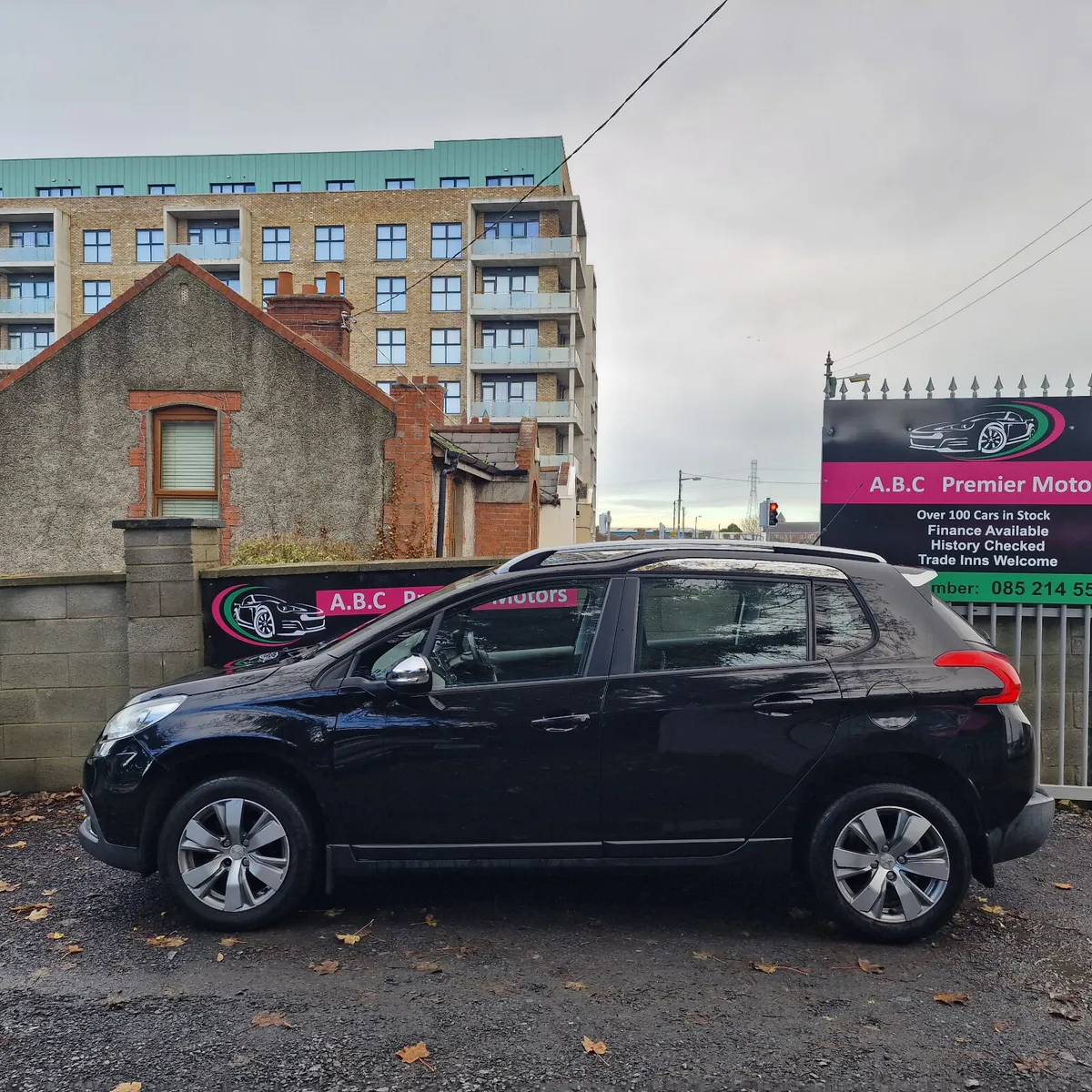 Peugeot 2008 2015 - Image 2