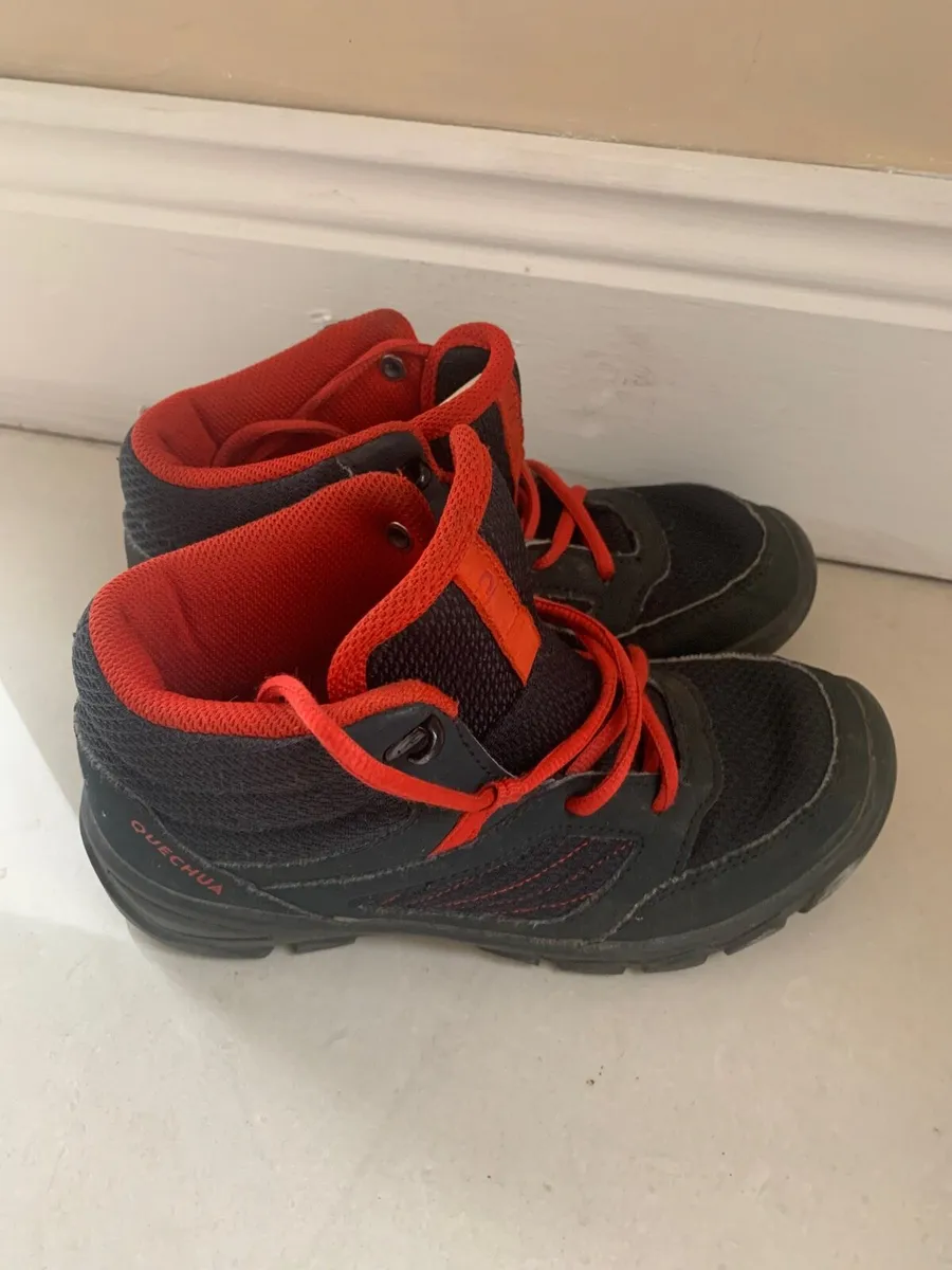 Children’s hiking boots - Image 1