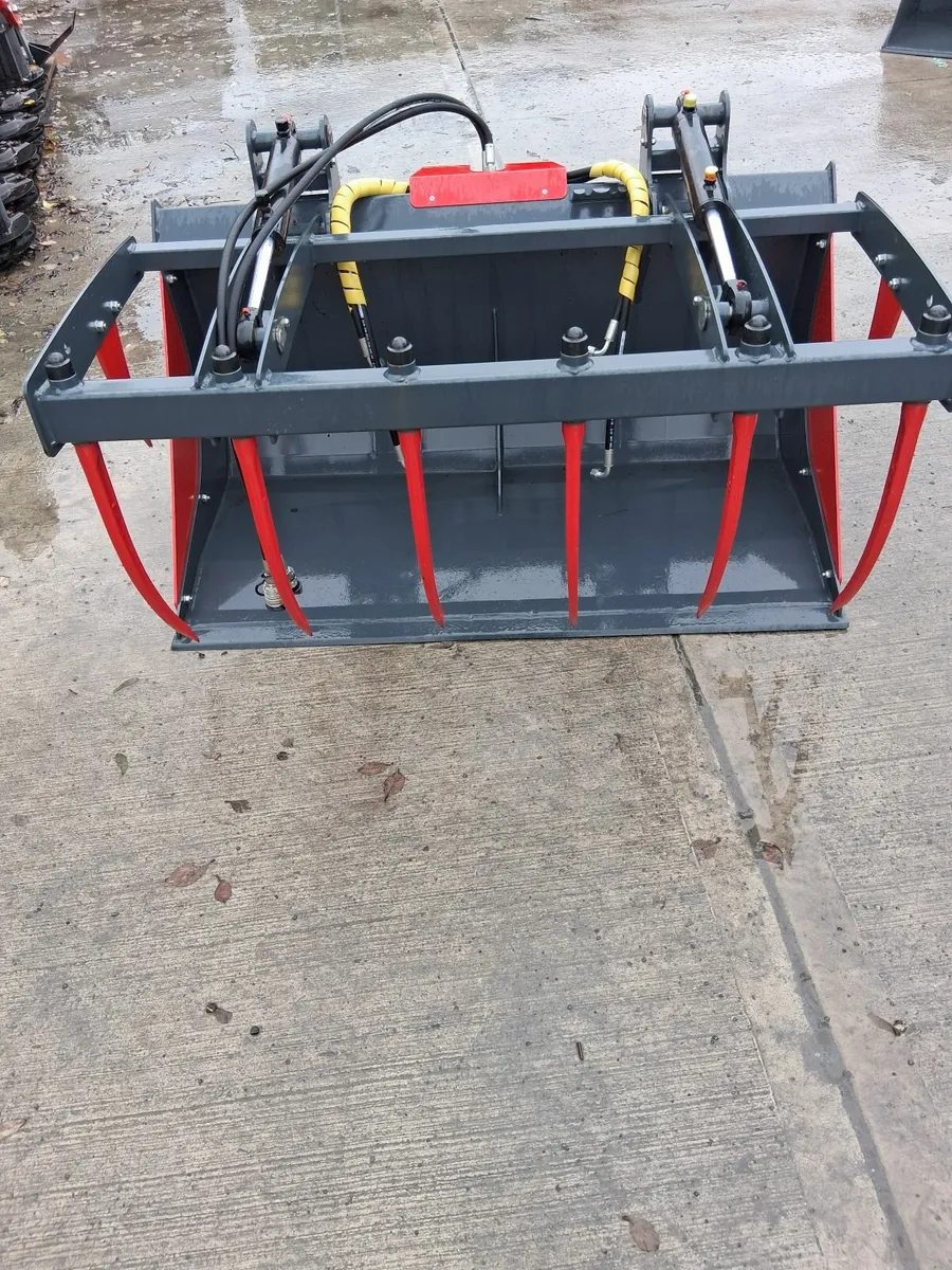 Bucket Grab - Image 2