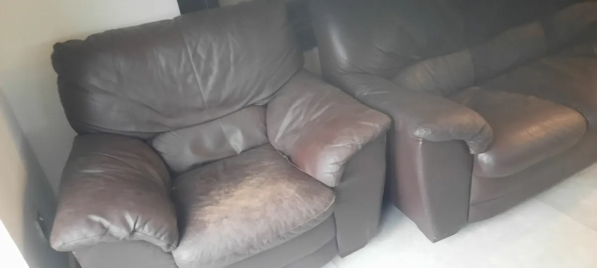 Couch - Image 1