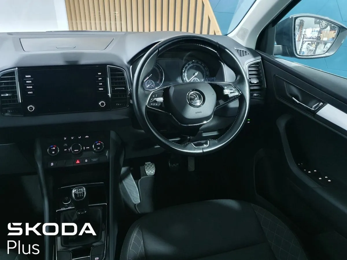 Skoda Karoq Ambition 1.0TSi 115hp - Low Mileage, 2 - Image 2