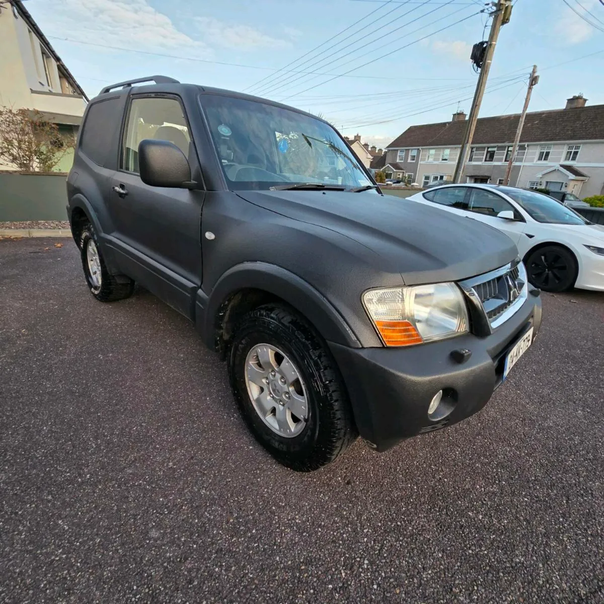 X2 Mitsubishi Pajero SWB V64# READ ADD - Image 3