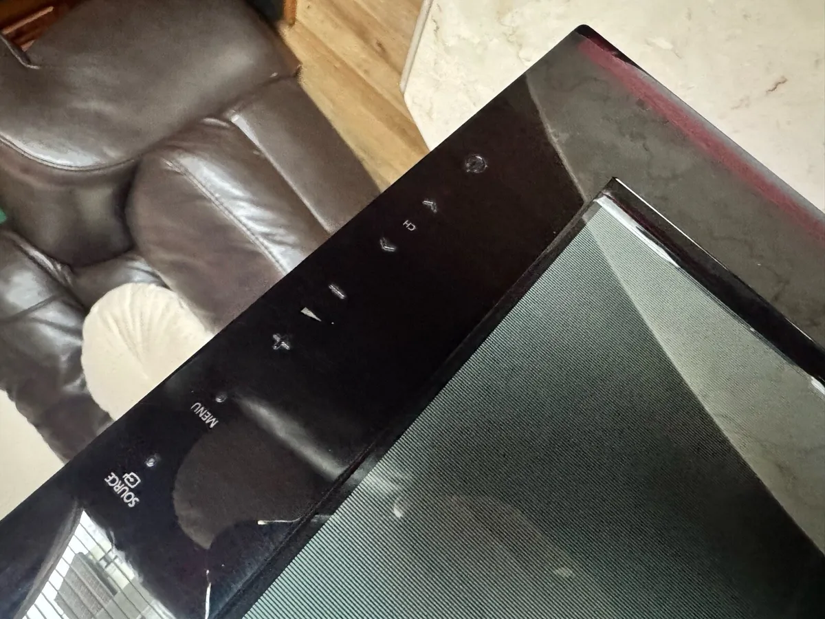 SAMSUNG PLAZMA HD/DOLBY - Image 3