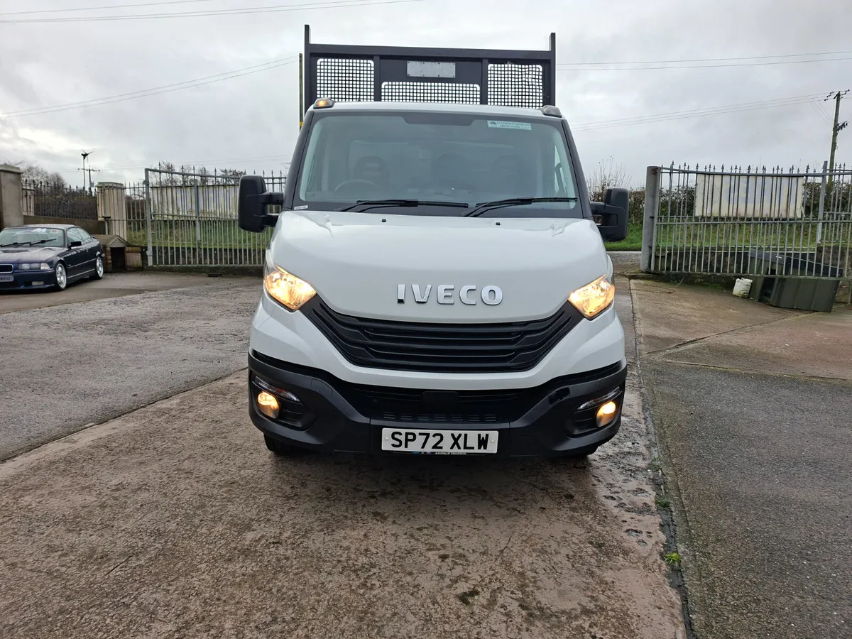 7000 KG TOWING LATE 2022 IVECO 35C14 10F6 TIPPER - Image 2