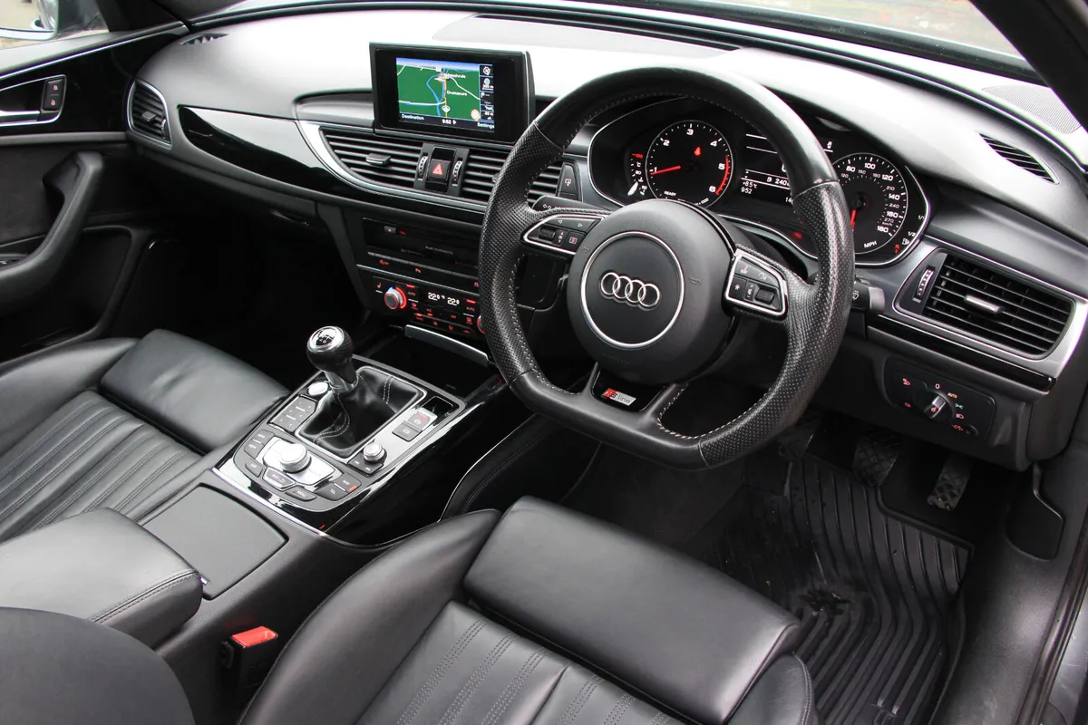 A6 Black Edition * 190Bhp * 2 owners from new - Image 3