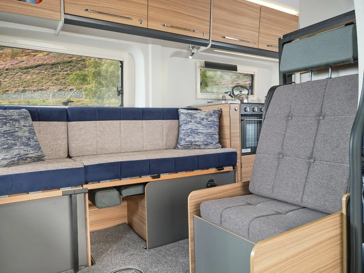 New Bailey Endeavour B64 - Image 4