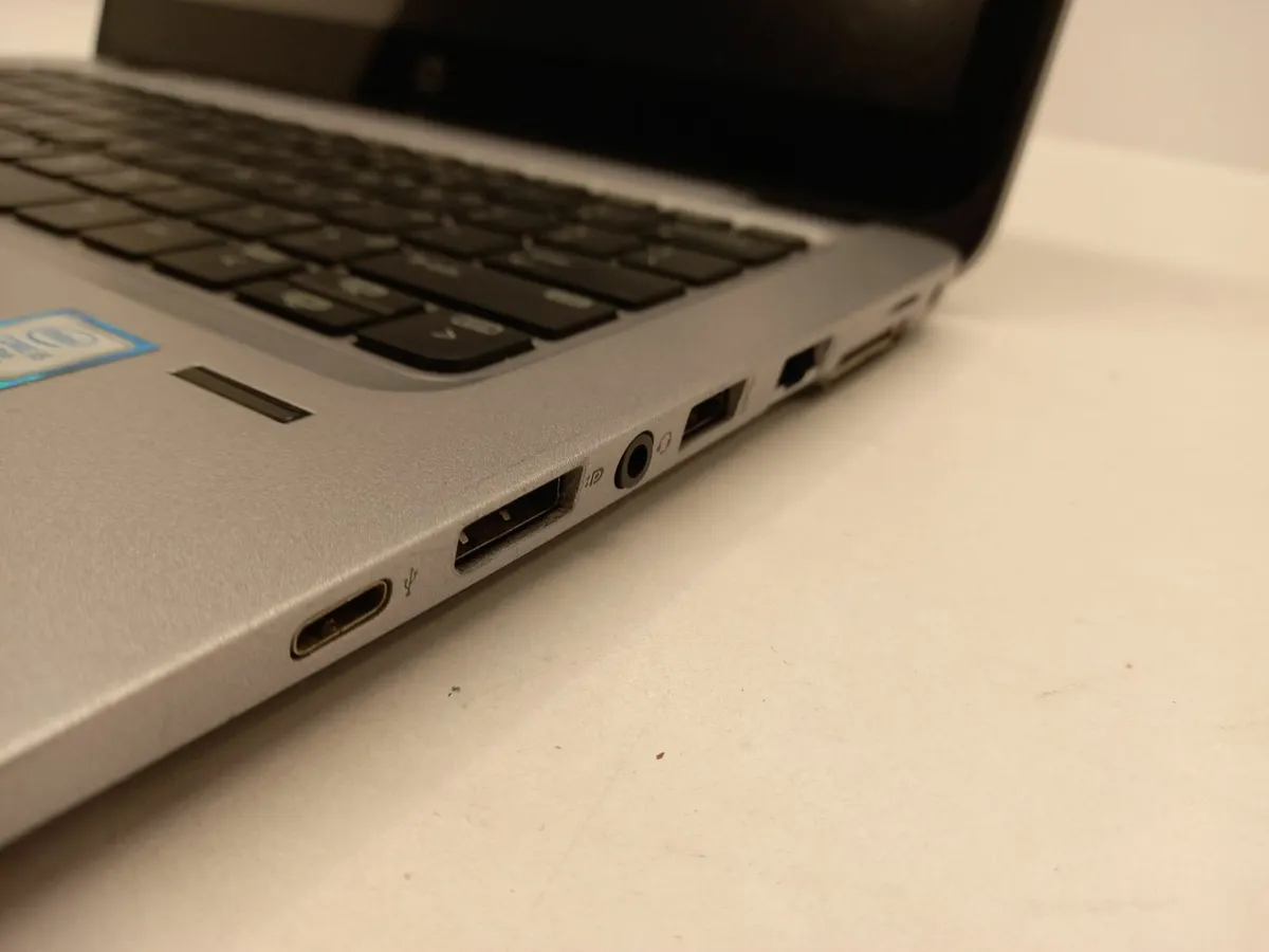 Online Auction Of A HP EliteBook 820 G3 & More! - Image 2