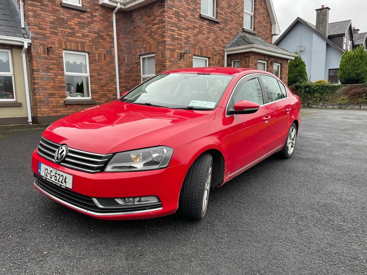 Volkswagen Passat 2012 - Image 1