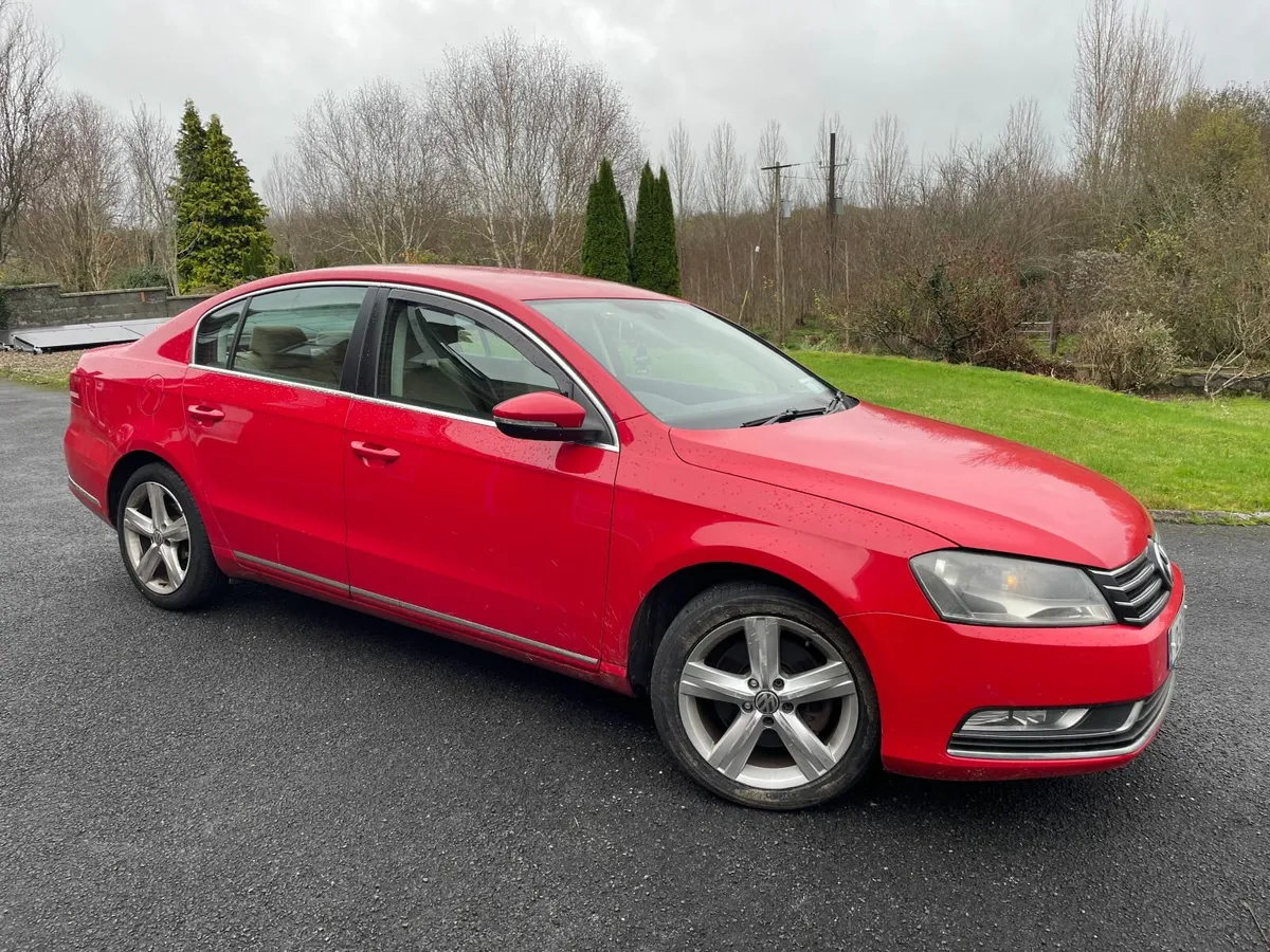 Volkswagen Passat 2012 - Image 4