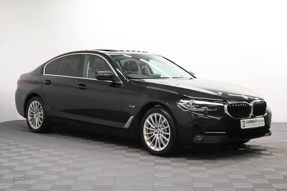 BMW 5 Series 530e SE - Image 1