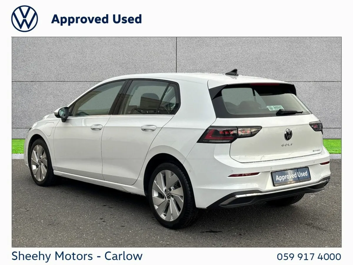 Volkswagen Golf GOLF STYLE 1.5 TSI PHEV 150HP - Image 3