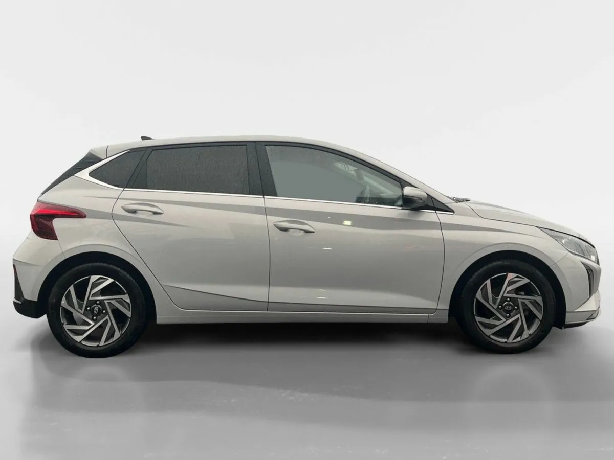 Hyundai i20 i20 Deluxe Plus - Image 2