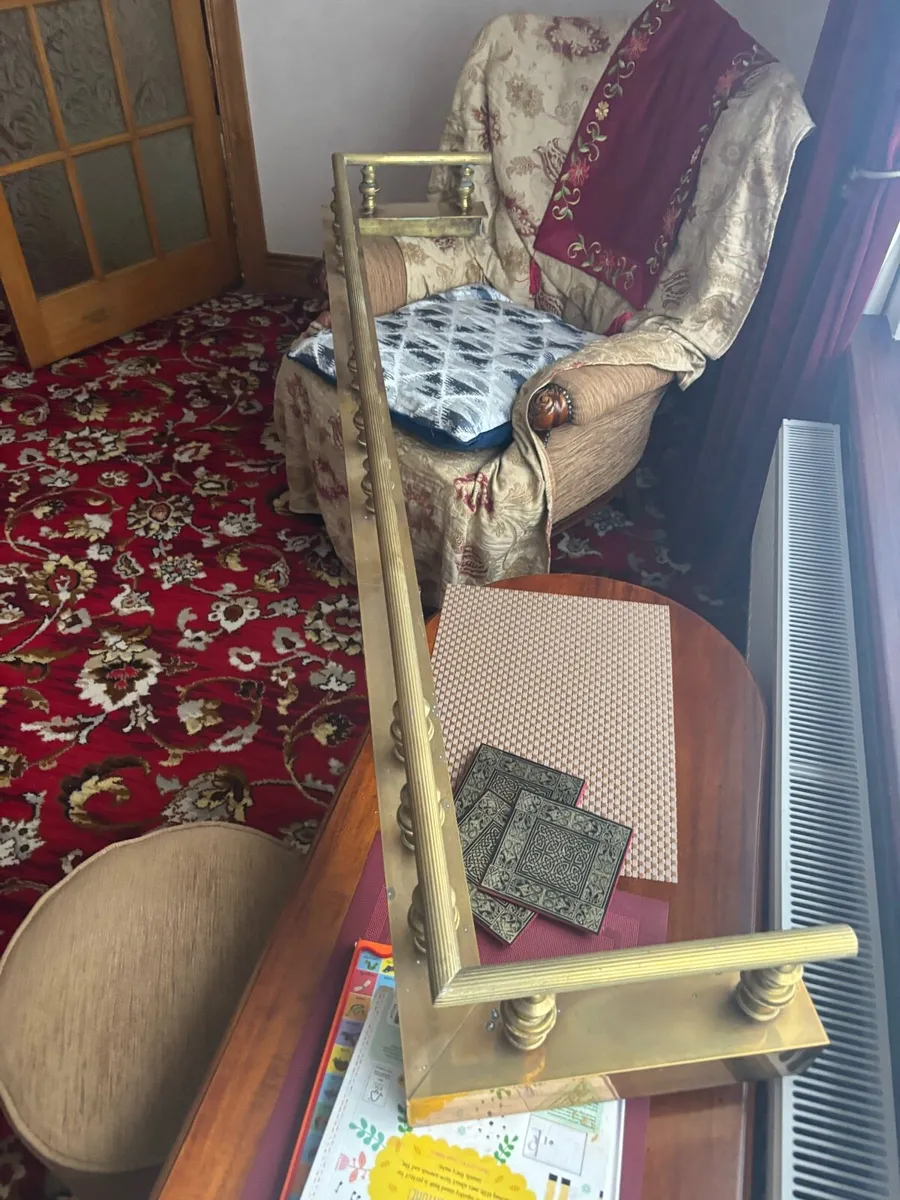 Solid brass fire fender - Image 2