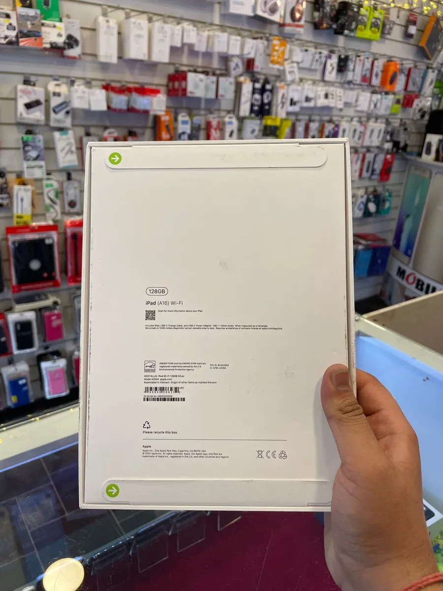 Ipad 11 Gen 128GB Brand New - Image 2