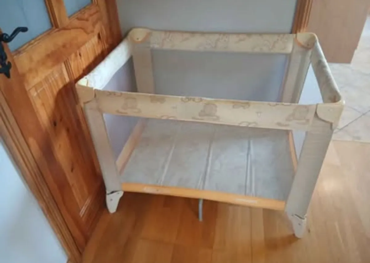 Travel Cot - Image 2