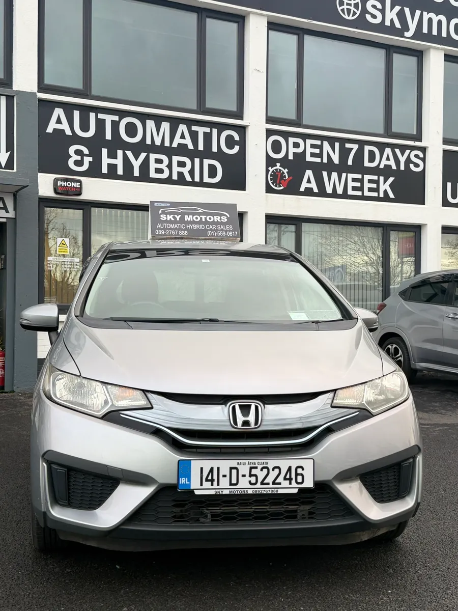 2014 Honda Jazz/Fit 1.5 Hybrid,Auto ,47K Miles - Image 3