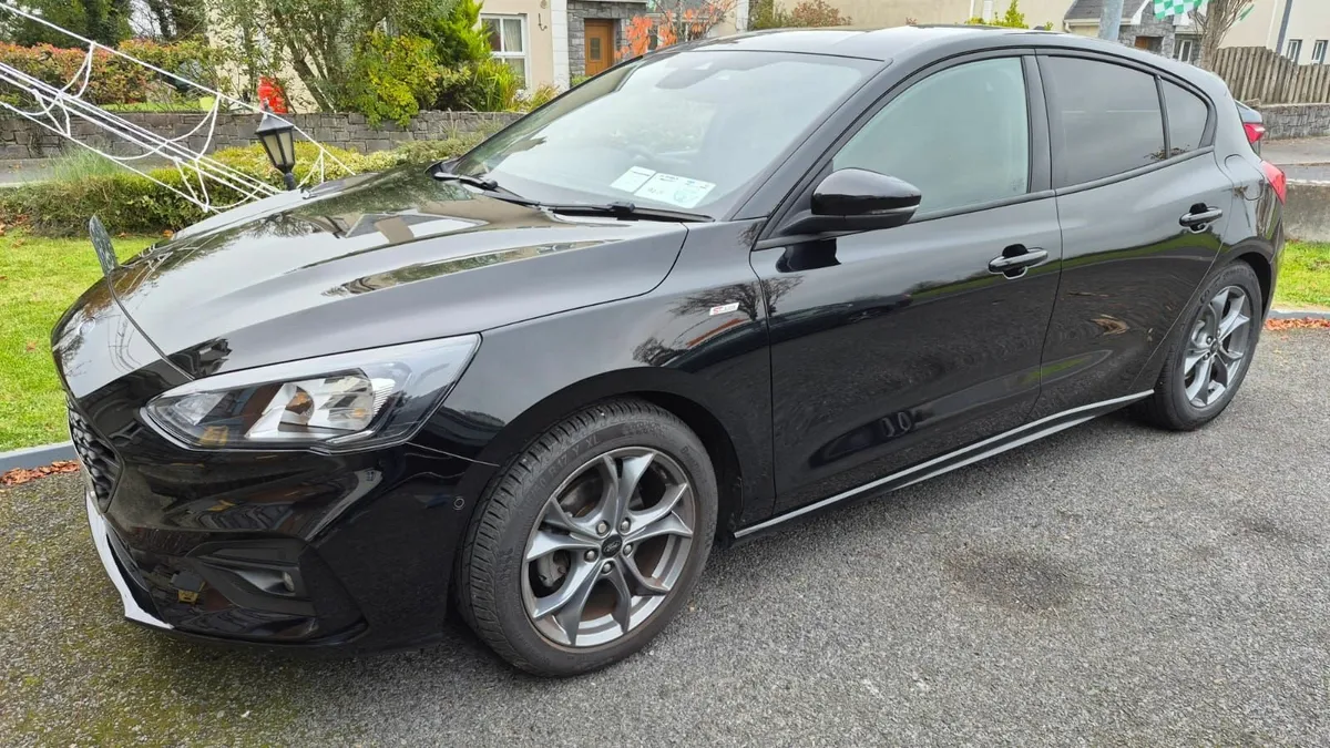 Ford Focus ST Line 1.0 EcoBoost Hybrid nct 03.2027 - Image 1