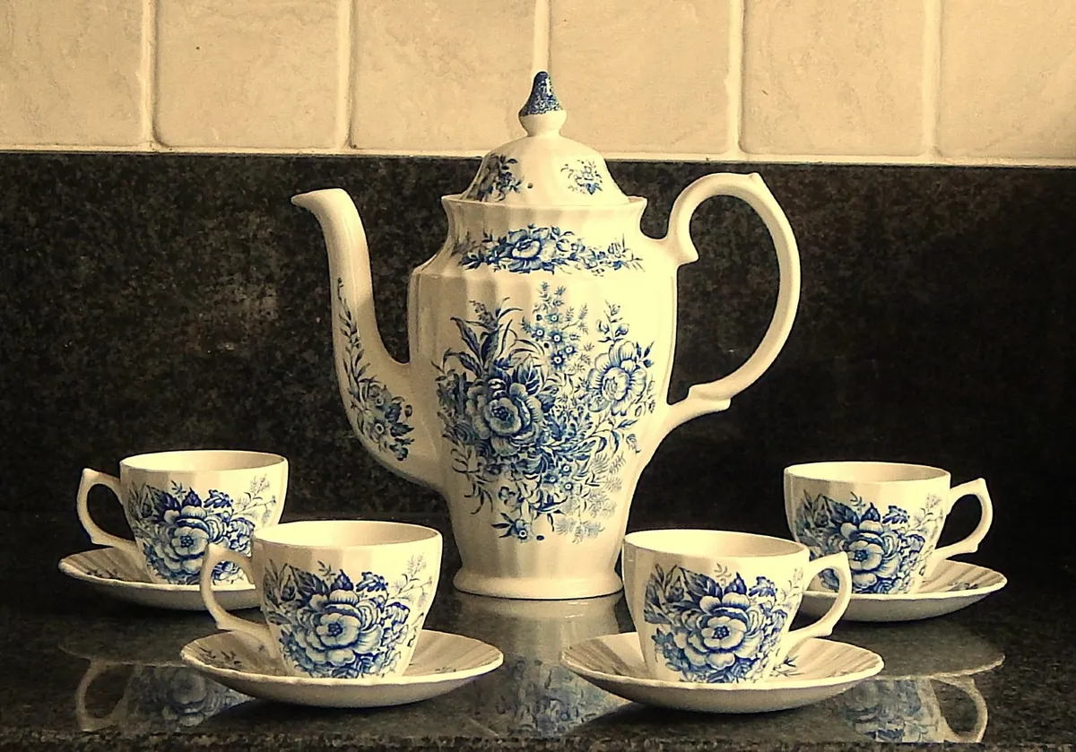 Staffordshire Ironstone Beacon Hill Coffee Set - Image 2
