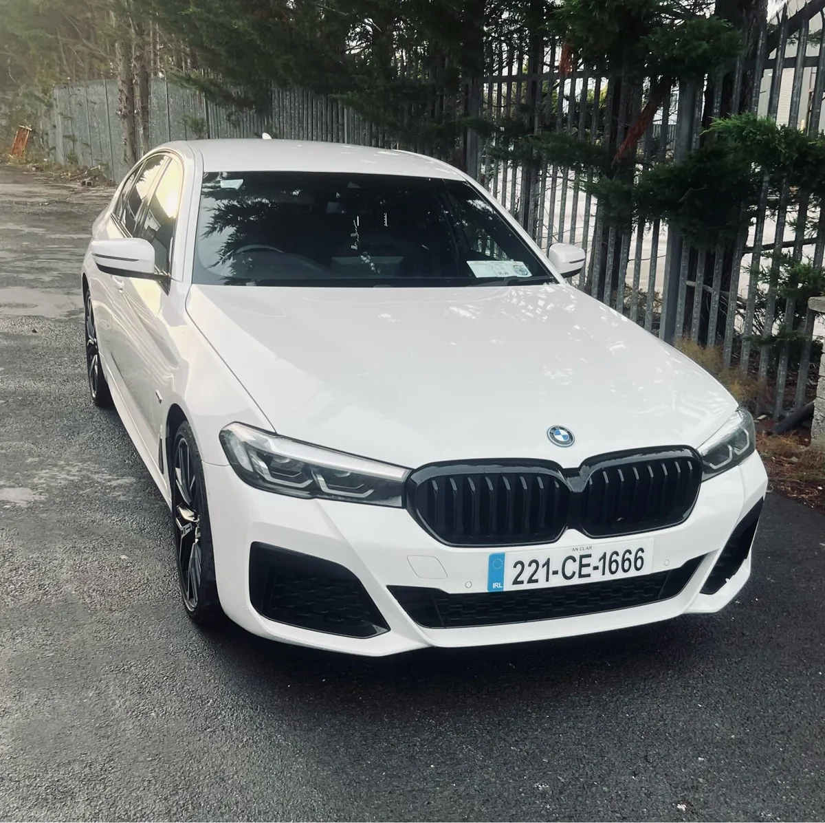 BMW G30 530e Saloon - Image 1