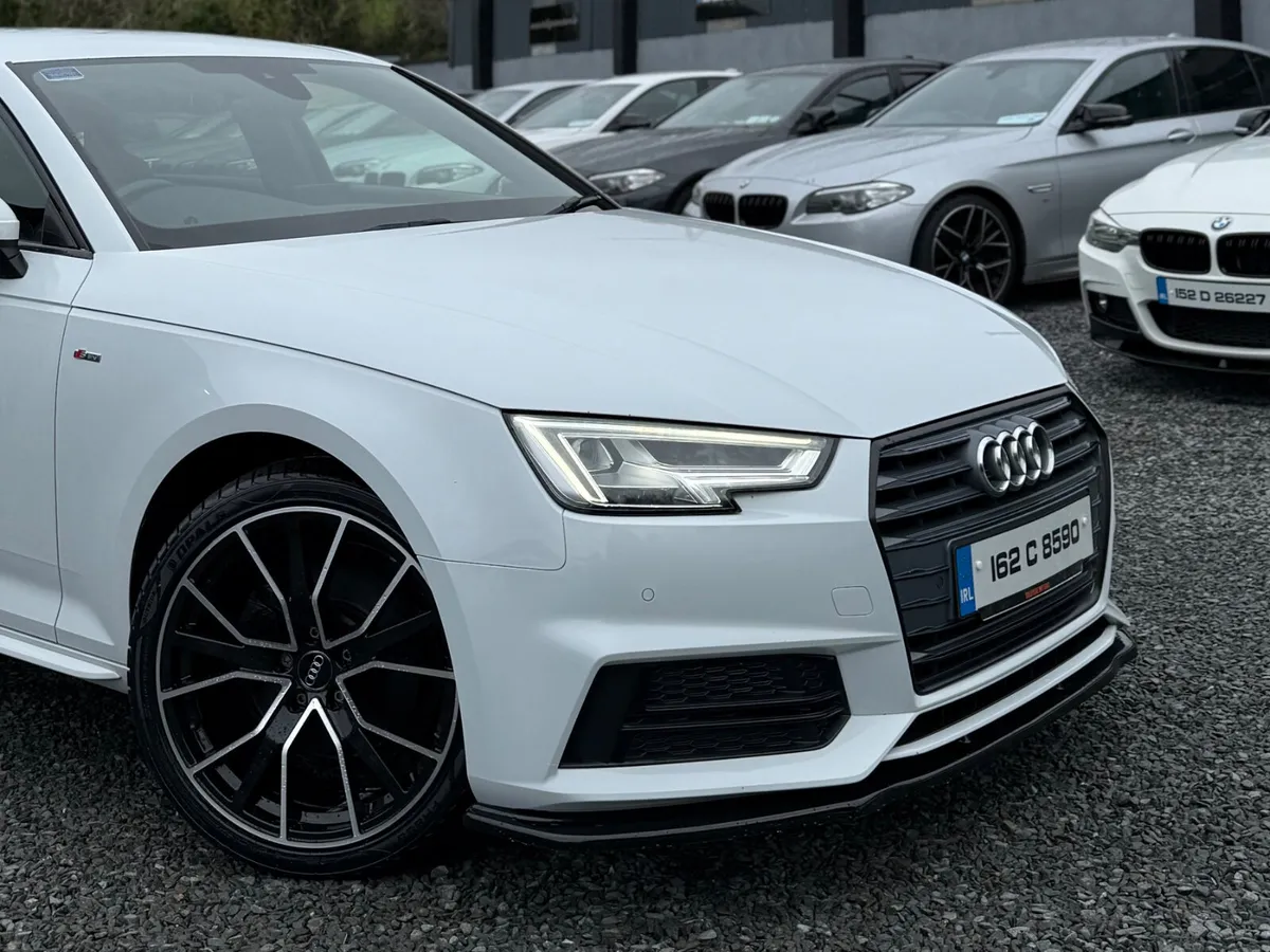 AUDI A4 S-LINE PEARL WHITE - Image 4