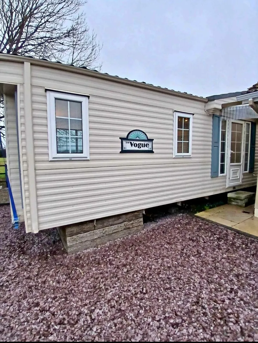 WILLERBY “The Vogue” x2 Bedroom Mobile Home - Image 1