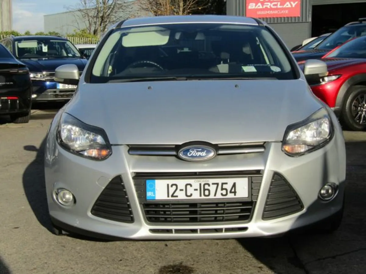 Ford Focus 1.6 TDCI Zetec 113BHP 5DR - Image 3