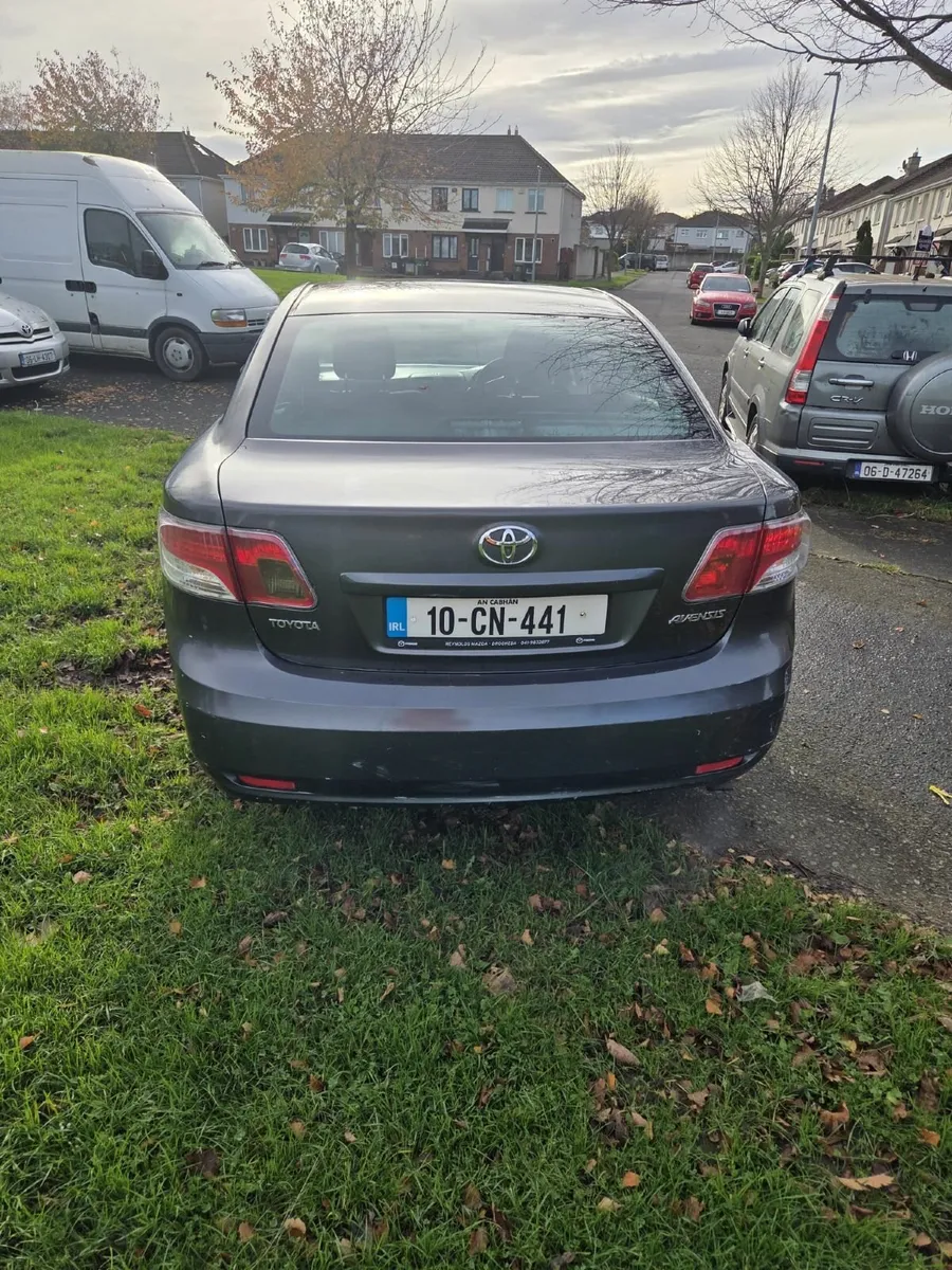Toyota Avensis 2010 - Image 3